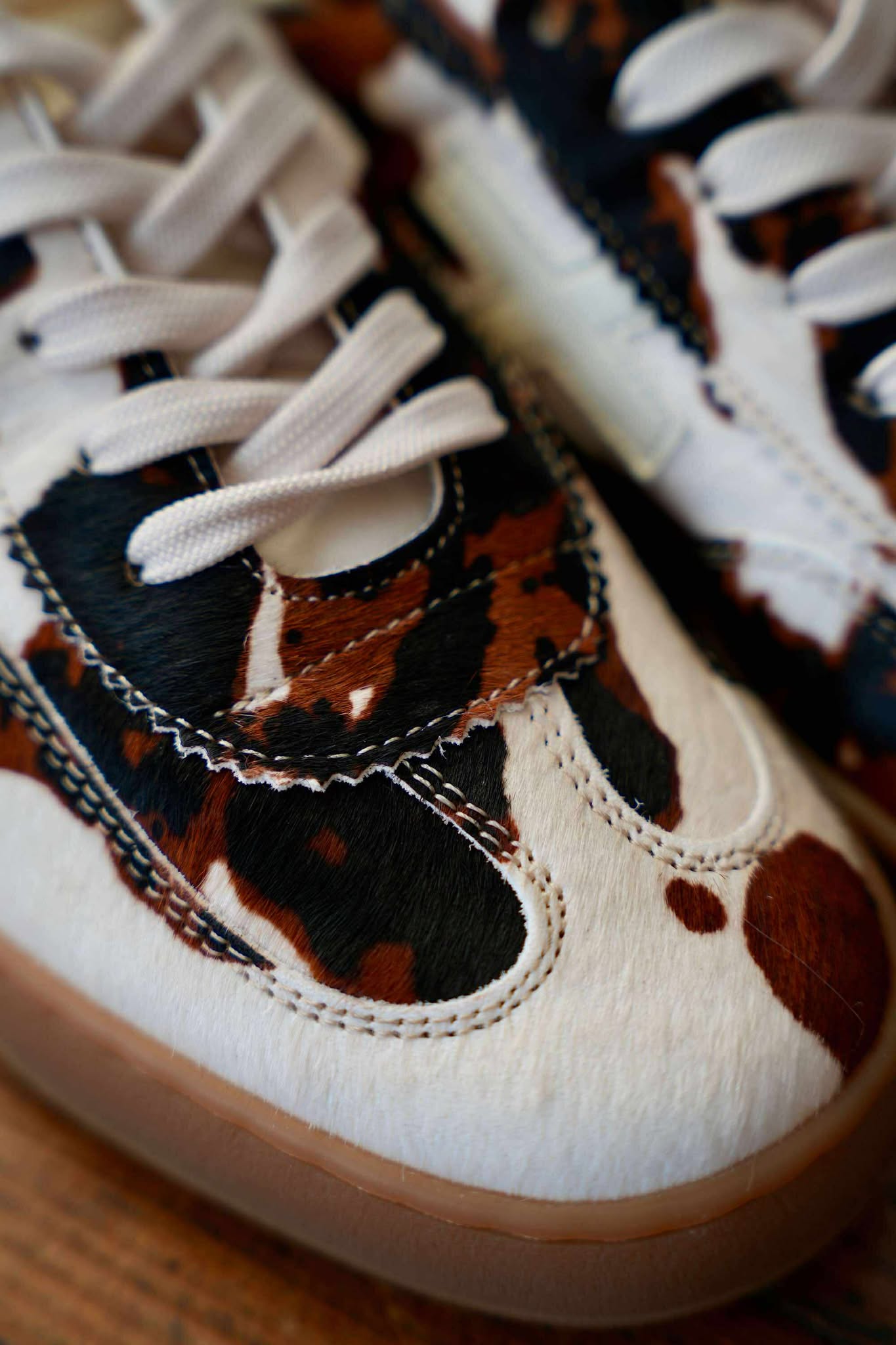 Another Trend A032 Vaca