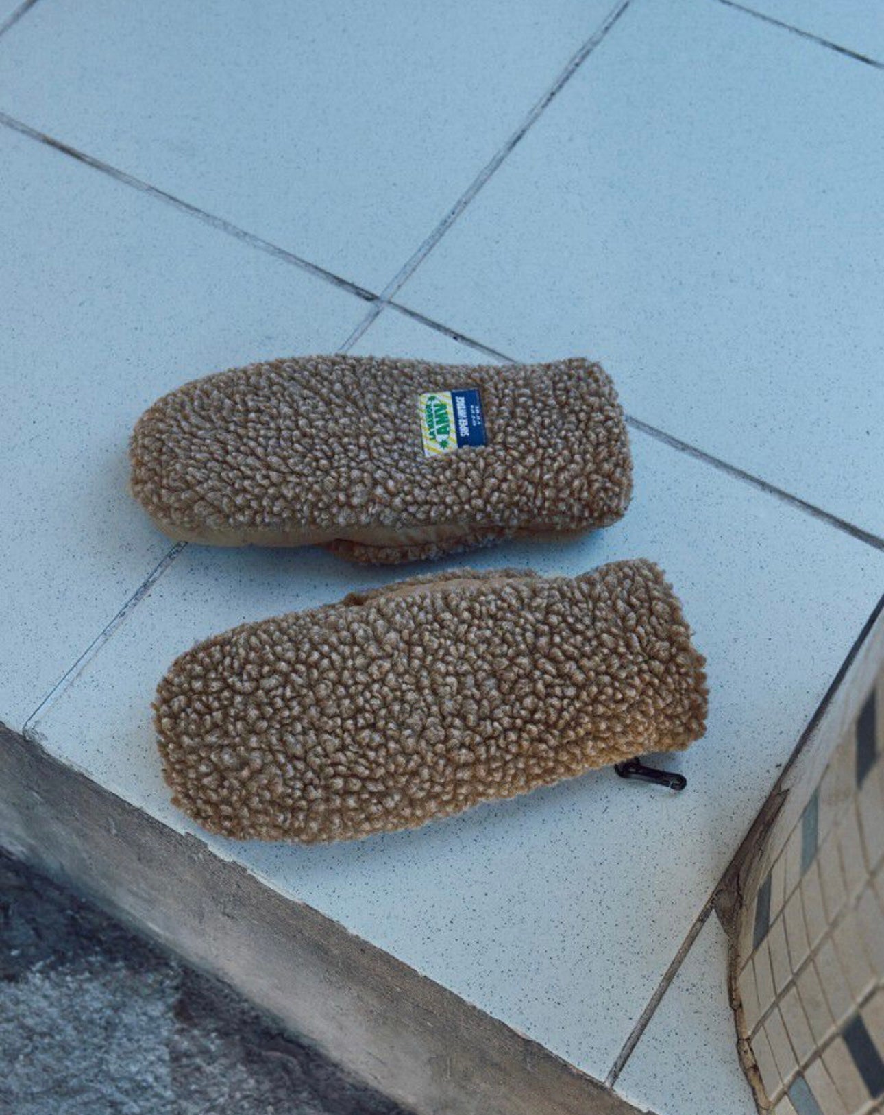 AMV GANTS HOK23